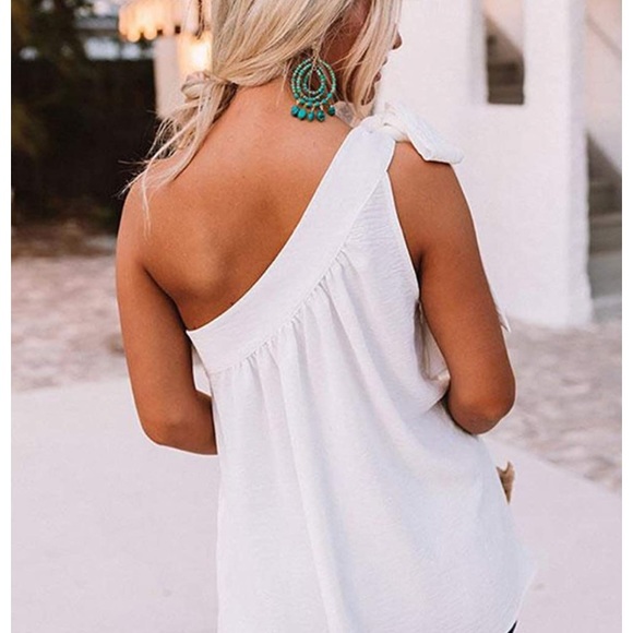 Off the shoulder flowy white top (size: M) - Picture 2 of 4